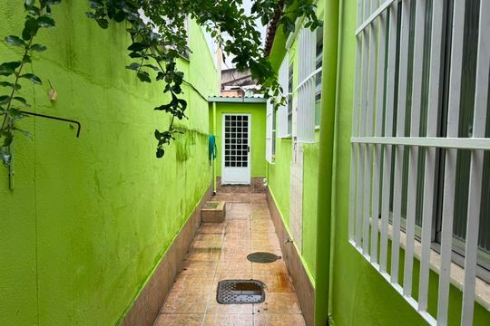Área comum de casa para alugar com 2 quartos, 200m² em Realengo, Rio de Janeiro