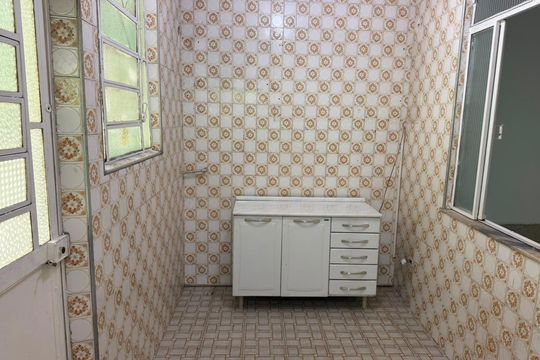 Cozinha de casa para alugar com 2 quartos, 200m² em Realengo, Rio de Janeiro