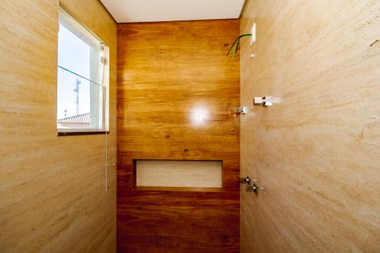 Casa à venda com 3 quartos, 175m² em Planalto, Belo Horizonte