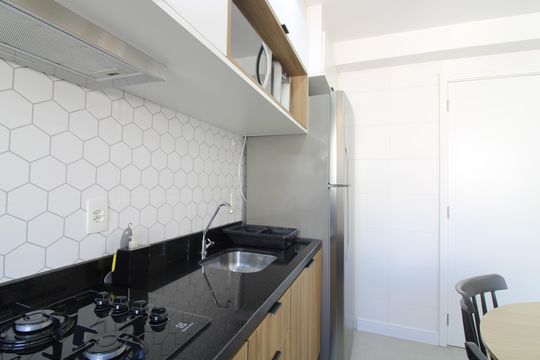 Cozinha de apartamento à venda com 2 quartos, 42m² em Vila Penteado, São Paulo