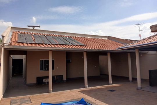 Área externa de casa para alugar com 2 quartos, 250m² em Sítios Santa Luzia, Goiânia