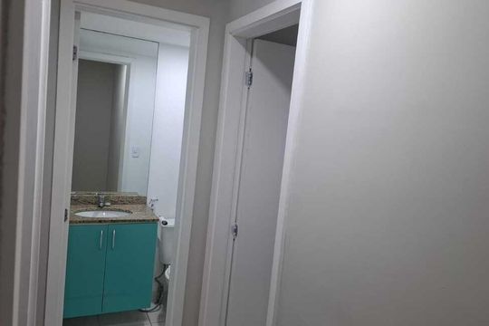 Banheiro de apartamento para alugar com 2 quartos, 60m² em Pechincha, Rio de Janeiro
