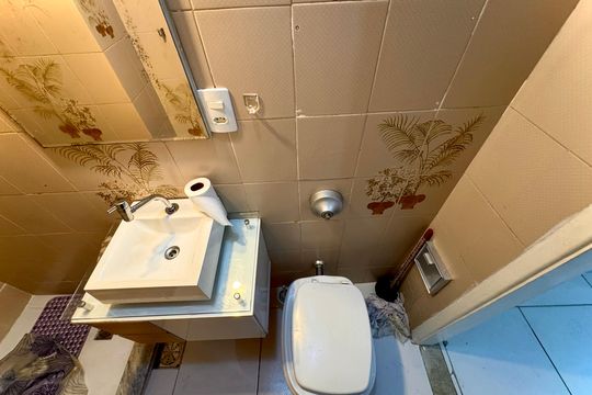 Banheiro social de apartamento à venda com 1 quarto, 36m² em Botafogo, Rio de Janeiro