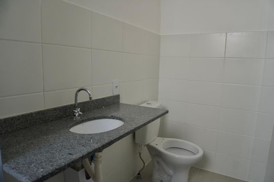 Suíte - Banheiro de apartamento à venda com 2 quartos, 48m² em Palmeiras, Belo Horizonte
