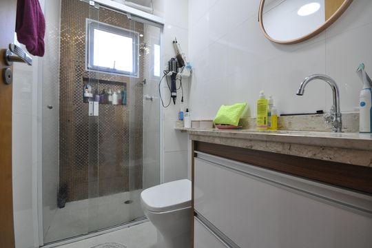 Banheiro de apartamento para alugar com 2 quartos, 43m² em Vila Guilherme, São Paulo