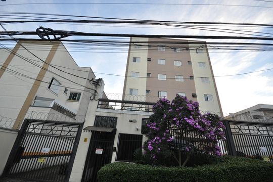 Fachada de apartamento para alugar com 2 quartos, 43m² em Vila Guilherme, São Paulo
