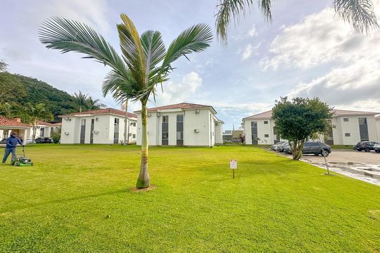 Área comum de apartamento para alugar com 1 quarto, 60m² em Canasvieiras, Florianópolis