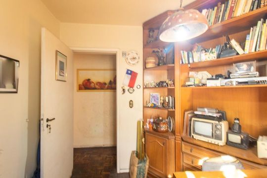 Quarto 1 de casa à venda com 3 quartos, 360m² em Xaxim, Curitiba