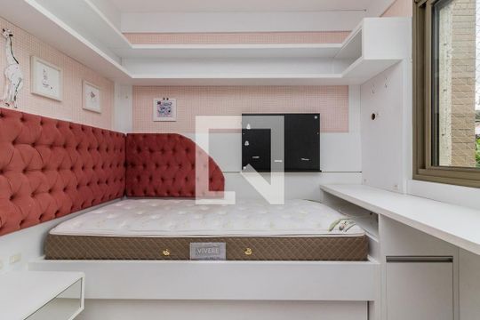 Apartamento à venda com 3 quartos, 104m² em Cavalhada, Porto Alegre