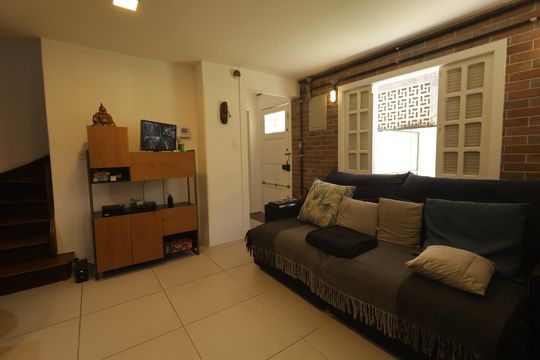 Sala de casa à venda com 4 quartos, 180m² em Jardim da Gloria, São Paulo