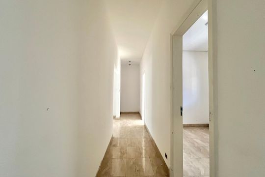 Corredor de casa à venda com 3 quartos, 116m² em Parque Jabaquara, São Paulo