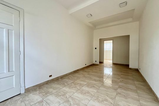 Sala de casa à venda com 3 quartos, 116m² em Parque Jabaquara, São Paulo