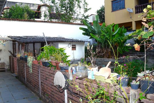 Quintal de casa à venda com 3 quartos, 428m² em Goiânia, Belo Horizonte