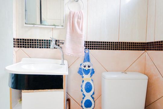 Banheiro da Suíte 1 de casa para alugar com 2 quartos, 125m² em Jardim Presidente Dutra, Guarulhos