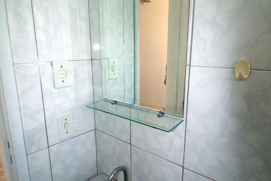 Banheiro de apartamento à venda com 1 quarto, 39m² em Irajá, Rio de Janeiro
