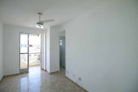 Sala de apartamento à venda com 1 quarto, 39m² em Irajá, Rio de Janeiro