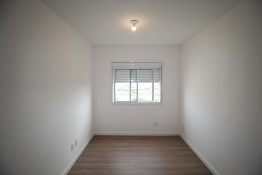 Quarto 1 de apartamento à venda com 2 quartos, 50m² em Humaitá, Porto Alegre