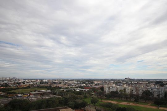 Vista de apartamento à venda com 2 quartos, 50m² em Humaitá, Porto Alegre