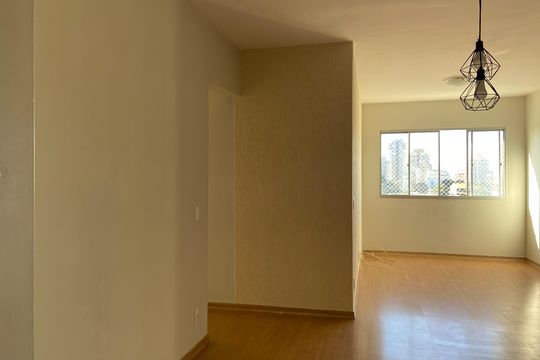 Sala de apartamento à venda com 3 quartos, 76m² em Vila Osasco, Osasco