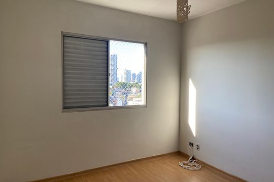 Quarto 2 de apartamento para alugar com 3 quartos, 76m² em Vila Osasco, Osasco