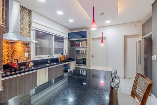 Cozinha de casa de condomínio para alugar com 3 quartos, 290m² em Neópolis, Gravataí