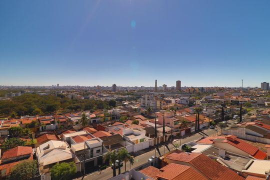 Vista de apartamento para alugar com 4 quartos, 190m² em Jardim Botânico, Uberlândia