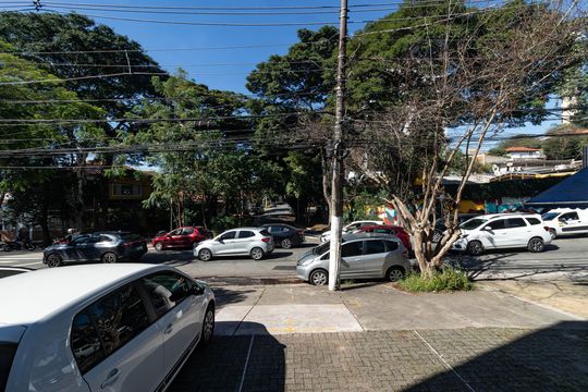 Vista da Sala de casa à venda com 3 quartos, 375m² em Alto da Lapa, São Paulo