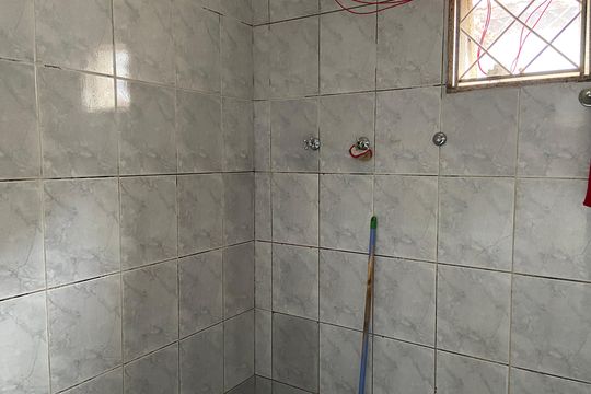 Banheira de casa à venda com 3 quartos, 300m² em I.a.p.i., Osasco