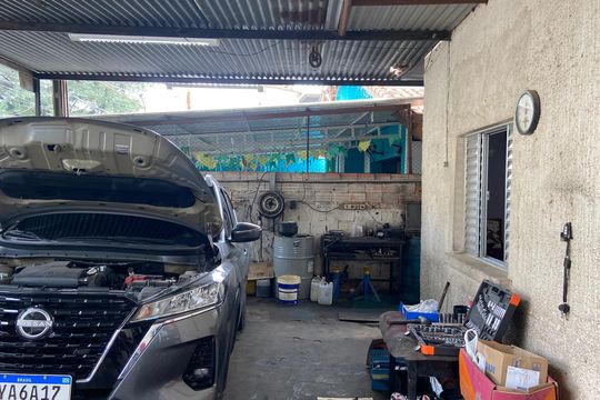 Garagem de casa à venda com 3 quartos, 300m² em I.a.p.i., Osasco