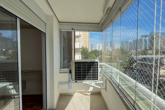 Sacada da Suíte de apartamento para alugar com 4 quartos, 147m² em Vila Gertrudes, São Paulo