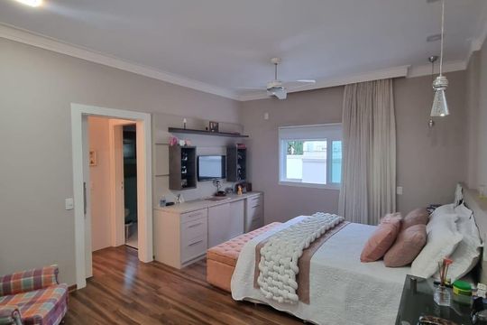 Quarto de casa de condomínio para alugar com 4 quartos, 400m² em Jardim Green Park Residence, Hortolândia