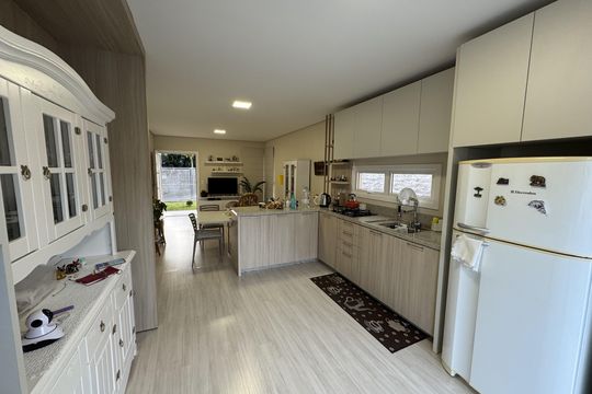 Cozinha de casa à venda com 2 quartos, 122m² em Guarani, Novo Hamburgo