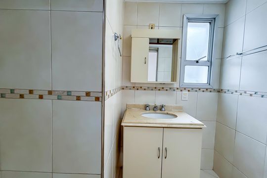 Banheiro Suíte de apartamento para alugar com 3 quartos, 90m² em Pinheiros, São Paulo