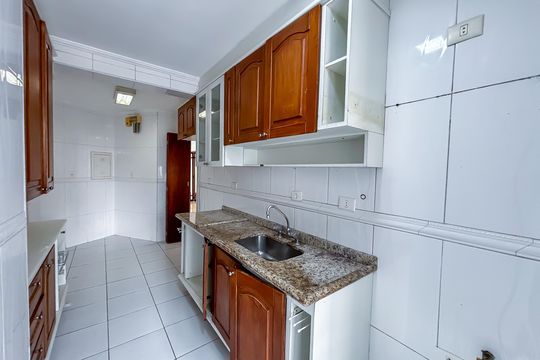 Cozinha de apartamento para alugar com 3 quartos, 90m² em Pinheiros, São Paulo