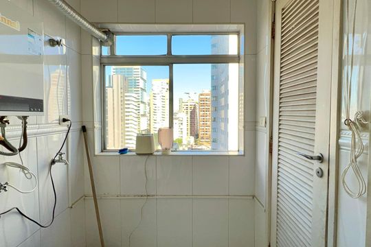 Área de Serviço de apartamento para alugar com 3 quartos, 90m² em Pinheiros, São Paulo