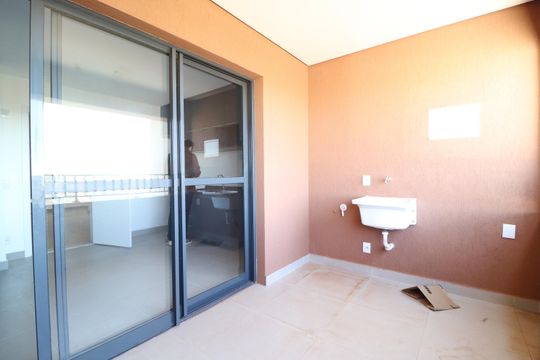 Varanda de apartamento para alugar com 1 quarto, 44m² em Granja Marileusa, Uberlândia
