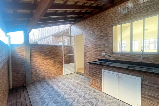 Casa de Condomínio para alugar com 2 quartos, 64m² em Aguassai, Cotia