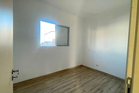 Quarto 2 de casa de condomínio para alugar com 2 quartos, 64m² em Aguassai, Cotia