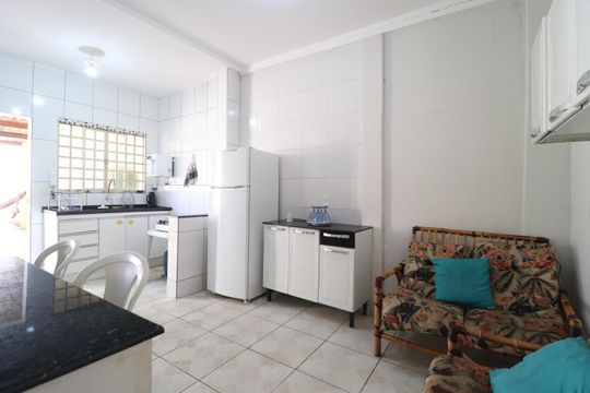 Casa para alugar com 2 quartos, 60m² em Santa Mônica, Uberlândia