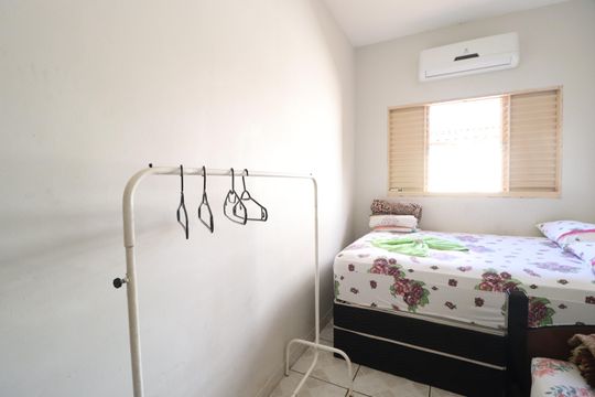 Casa para alugar com 2 quartos, 60m² em Santa Mônica, Uberlândia