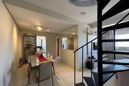 Apartamento para alugar com 3 quartos, 145m² em Jardim Santa Maria, Jacareí