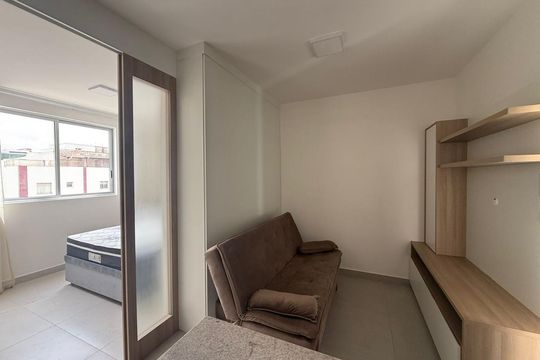 Sala de apartamento para alugar com 1 quarto, 30m² em Ouro Preto, Belo Horizonte