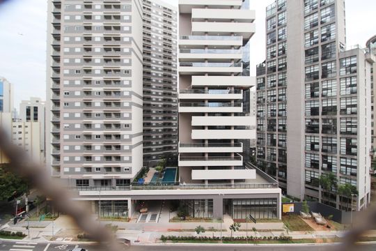 Vista de apartamento à venda com 2 quartos, 96m² em Vila Nova Conceição, São Paulo
