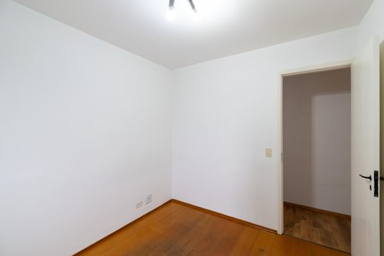 Quarto 2 de apartamento para alugar com 2 quartos, 57m² em Jabaquara, São Paulo