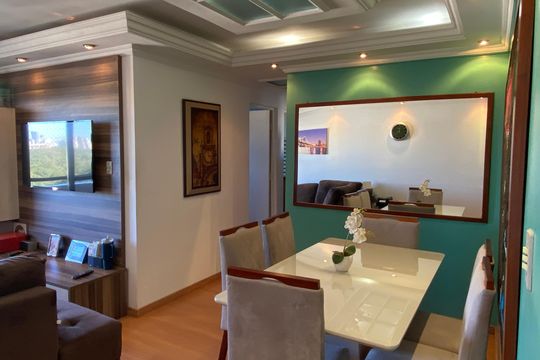 Sala de apartamento à venda com 3 quartos, 65m² em Continental, Osasco