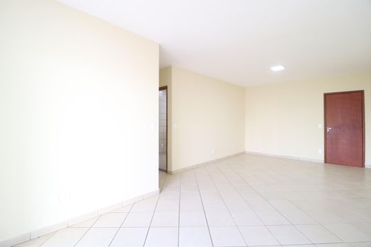Sala de apartamento para alugar com 3 quartos, 110m² em Centro, Uberlândia
