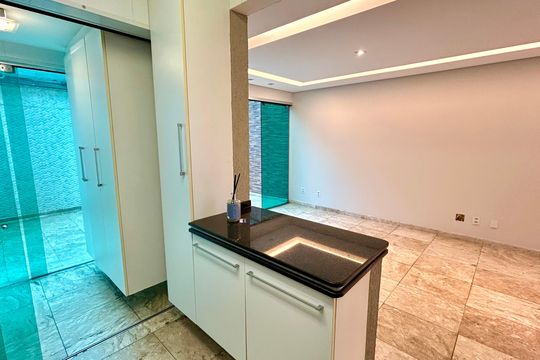 Cozinha de casa de condomínio à venda com 2 quartos, 120m² em Parque Renato Maia, Guarulhos