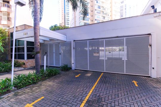 Fachada de apartamento para alugar com 1 quarto, 52m² em Jardim Analia Franco, São Paulo