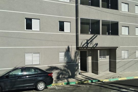 Fachada de apartamento para alugar com 2 quartos, 45m² em Vila Guilherme, São Paulo