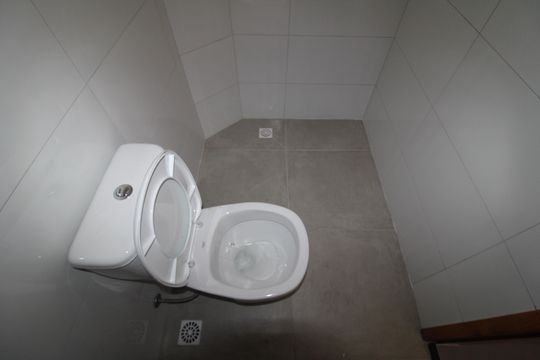 Banheiro de apartamento para alugar com 2 quartos, 45m² em Vila Guilherme, São Paulo